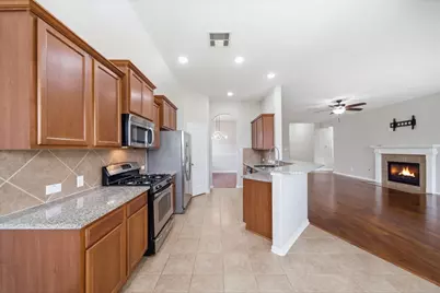4207 Canterbury Park Lane, Pearland, TX 77584 - Photo 9