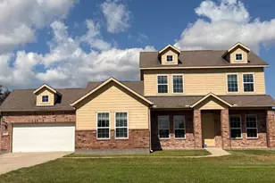 651 Lakeland Cir, Rosharon, TX 77583 - Photo 1