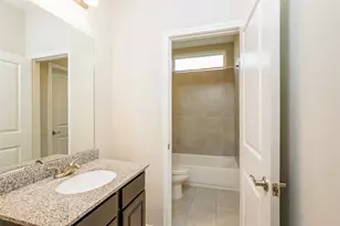651 Lakeland Cir, Rosharon, TX 77583 - Photo 11