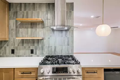 5607 Oak Trail Lane, Houston, TX 77091 - Photo 49