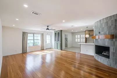 5607 Oak Trail Lane, Houston, TX 77091 - Photo 9