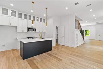 8323 Observatory Street #A/B, Houston, TX 77088 - Photo 5