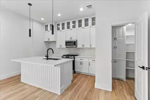 8323 Observatory St, Houston, TX 77088 - Photo 23