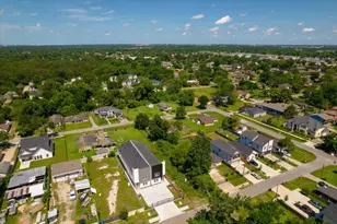8323 Observatory St, Houston, TX 77088 - Photo 35