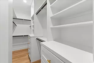 8323 Observatory St, Houston, TX 77088 - Photo 11