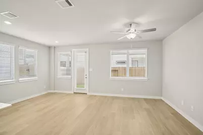 4214 Farm Hollow Street, Houston, TX 77080 - Photo 13