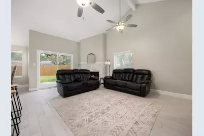 6526 Turtlewood Street, Houston, TX 77049 - Photo 11