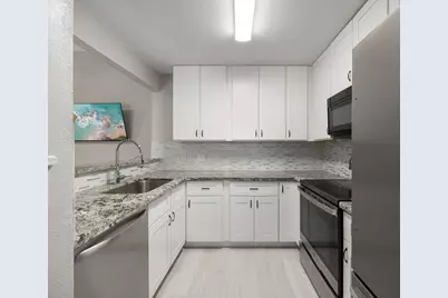 6526 Turtlewood Street, Houston, TX 77049 - Photo 17