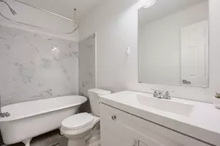 6526 Turtlewood St, Houston, TX 77049 - Photo 35