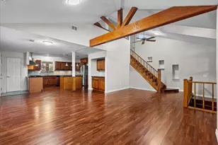 542 16th St, San Leon, TX 77539 - Photo 5