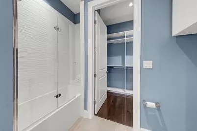 1211 Caroline Street #1801, Houston, TX 77002 - Photo 29