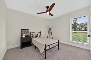 8906 Seber Dr, Tomball, TX 77375 - Photo 35