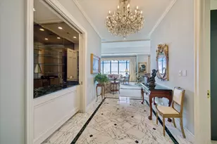 2121 Kirby Dr, Houston, TX 77019 - Photo 3