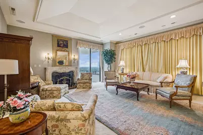 2121 Kirby Drive #7NE, Houston, TX 77019 - Photo 5