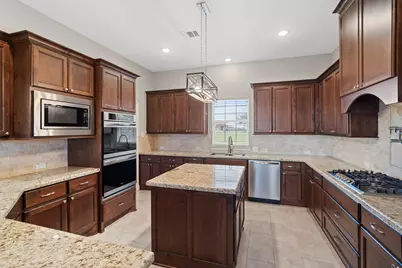 12427 Westview Circle, Needville, TX 77461 - Photo 9