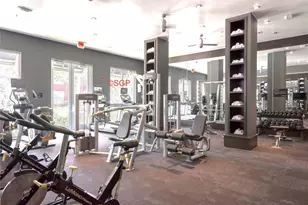 306 McGowen St, Houston, TX 77006 - Photo 17