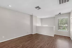 7945 Ellinger Ln, Houston, TX 77040 - Photo 11