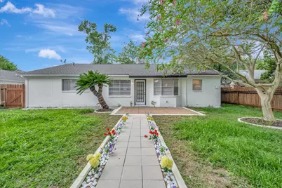 910 Beachcomber Lane, Houston, TX 77062 - Photo 7
