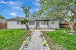 910 Beachcomber Ln, Houston, TX 77062 - Photo 7
