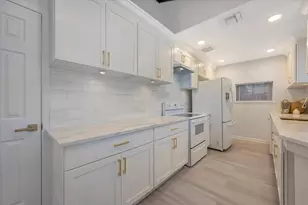 910 Beachcomber Ln, Houston, TX 77062 - Photo 19