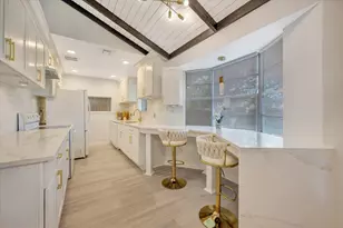 910 Beachcomber Ln, Houston, TX 77062 - Photo 21