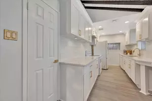 910 Beachcomber Ln, Houston, TX 77062 - Photo 23