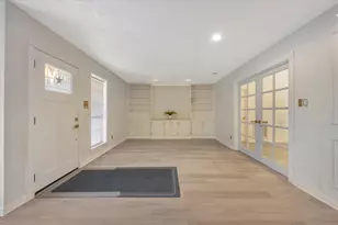 910 Beachcomber Ln, Houston, TX 77062 - Photo 13