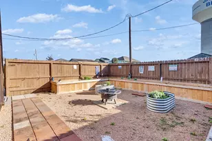 16527 Lewis Scott Rd, Jamaica Beach, TX 77554 - Photo 23