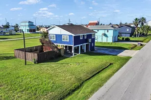 16527 Lewis Scott Rd, Jamaica Beach, TX 77554 - Photo 3