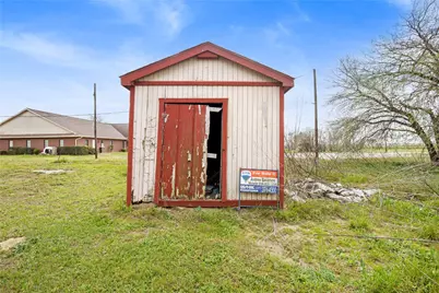 9418 County Road 423, Navasota, TX 77868 - Photo 15