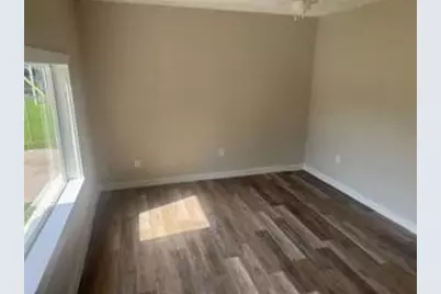 702 E Park Street, Sugar Land, TX 77498 - Photo 3