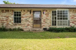 1849 Garden Rd, Pearland, TX 77581 - Photo 3