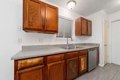 13502 Wells River Drive, Houston, TX 77041 - Photo 9