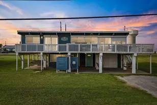 16526 Jamaica Beach Rd, Jamaica Beach, TX 77554 - Photo 21