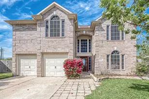 101 Spencer Landing, La Porte, TX 77571 - Photo 1