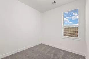 11820 S Pavillion Dr, Mont Belvieu, TX 77523 - Photo 5