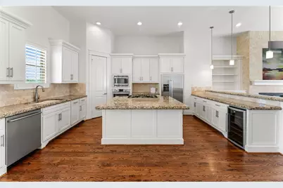 4938 Edison Park Lane, Houston, TX 77081 - Photo 1