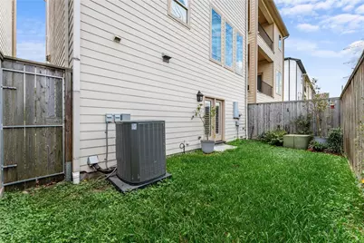 4938 Edison Park Lane, Houston, TX 77081 - Photo 49