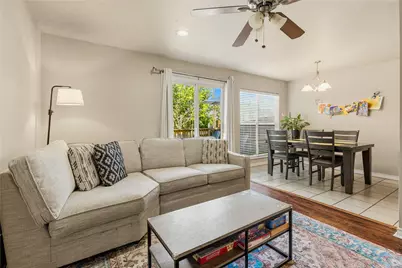 1401 Avenue O #Apt G, Huntsville, TX 77340 - Photo 5