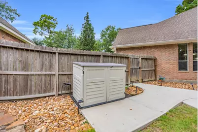 2 Marlowe Way, Conroe, TX 77384 - Photo 35