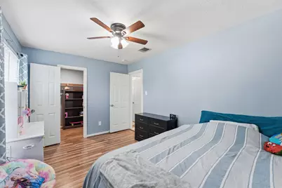 5727 Manor Forest Drive, Kingwood, TX 77339 - Photo 29