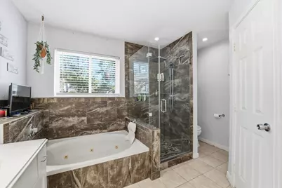 5727 Manor Forest Drive, Kingwood, TX 77339 - Photo 25