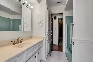 8 Shadowood St, Conroe, TX 77304 - Photo 23