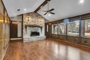 8 Shadowood St, Conroe, TX 77304 - Photo 7