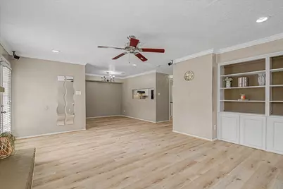 794 Thicket Lane, Houston, TX 77079 - Photo 15