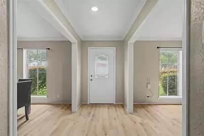 794 Thicket Lane, Houston, TX 77079 - Photo 3