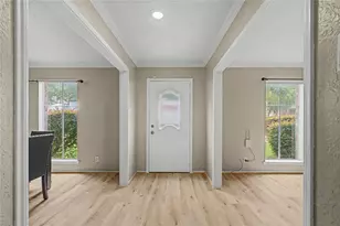 794 Thicket Ln, Houston, TX 77079 - Photo 3