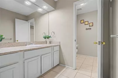 794 Thicket Lane, Houston, TX 77079 - Photo 37