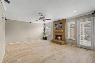 794 Thicket Ln, Houston, TX 77079 - Photo 13