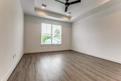 728 E 38th Street, Houston, TX 77022 - Photo 7